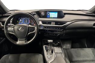 Lexus UX vaihtoauto