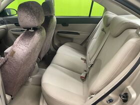 Hyundai Accent vaihtoauto