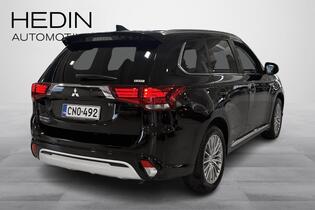 Mitsubishi Outlander PHEV vaihtoauto