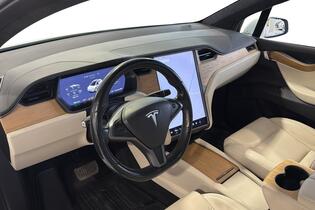 Tesla Model X vaihtoauto