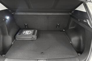 MG MGS5 EV vaihtoauto