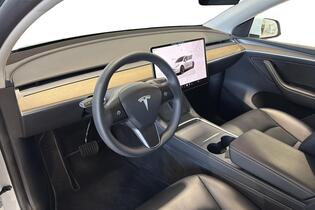 Tesla Model Y vaihtoauto