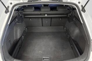 SEAT Leon Sportstourer vaihtoauto