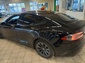 Tesla Model S vaihtoauto