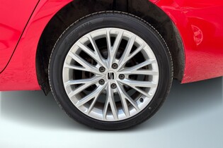 SEAT Leon Sportstourer vaihtoauto