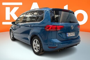 Volkswagen Touran vaihtoauto