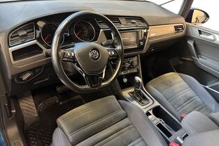 Volkswagen Touran vaihtoauto