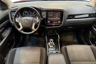 Mitsubishi Outlander PHEV vaihtoauto