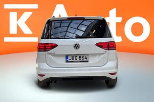 Volkswagen Touran vaihtoauto