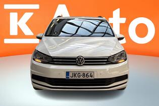 Volkswagen Touran vaihtoauto