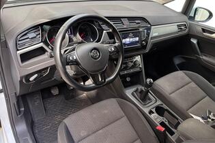 Volkswagen Touran vaihtoauto