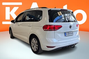Volkswagen Touran vaihtoauto