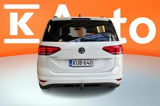 Volkswagen Touran vaihtoauto