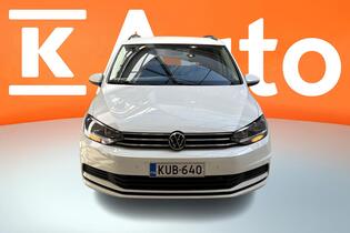 Volkswagen Touran vaihtoauto