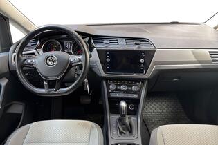 Volkswagen Touran vaihtoauto