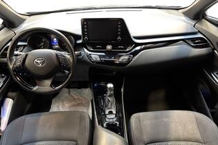 Toyota C-HR vaihtoauto