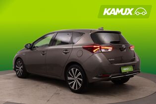 Toyota Auris vaihtoauto
