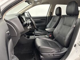 Mitsubishi Outlander vaihtoauto