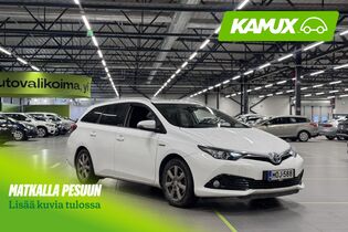 Toyota Auris vaihtoauto