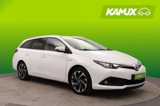 Toyota Auris vaihtoauto