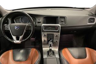 Volvo V60 Cross Country vaihtoauto