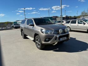 Toyota Hilux vaihtoauto