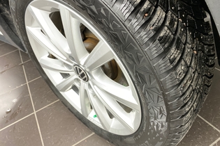 Volkswagen T-Roc vaihtoauto