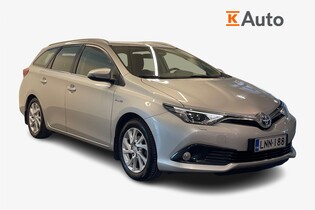 Toyota Auris vaihtoauto