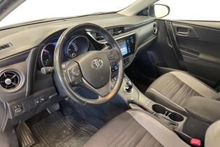 Toyota Auris vaihtoauto