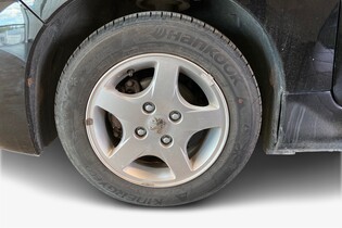 Peugeot 206 + vaihtoauto