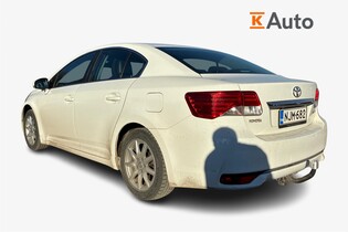 Toyota Avensis vaihtoauto