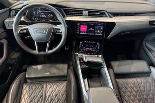 Audi Q8 e-tron vaihtoauto