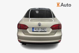 Volkswagen Jetta vaihtoauto