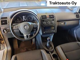 Volkswagen Touran vaihtoauto