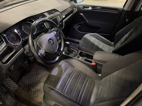 Volkswagen Touran vaihtoauto