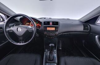 Honda Accord vaihtoauto