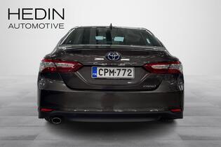 Toyota Camry vaihtoauto
