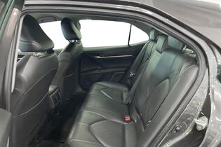 Toyota Camry vaihtoauto