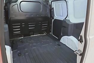 Ford Transit Courier vaihtoauto