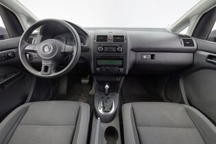 Volkswagen Touran vaihtoauto