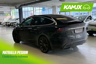 Tesla Model X vaihtoauto