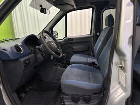 Ford Tourneo Connect vaihtoauto