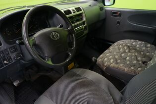 Toyota Hiace vaihtoauto