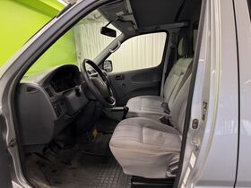 Toyota Hiace vaihtoauto