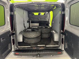 Opel Vivaro vaihtoauto