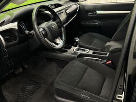 Toyota Hilux vaihtoauto