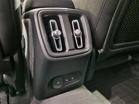 Volvo EC40 vaihtoauto