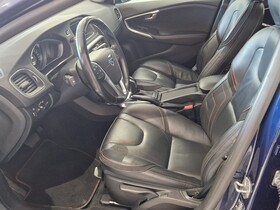 Volvo V40 Cross Country vaihtoauto