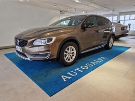 Volvo V60 Cross Country vaihtoauto