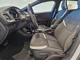 Volvo V40 Cross Country vaihtoauto